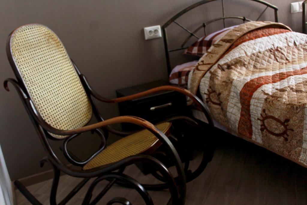 Guest House On Gia Abesadze Street Тбилиси Екстериор снимка